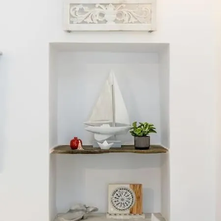 Pg In Kalloni Village - Phouse Apartment
