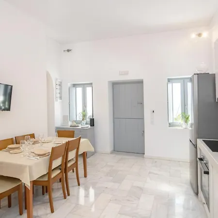 Apartment Pg In Kalloni Village - Phouse