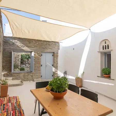 Pg In Kalloni Village - Phouse Apartment
